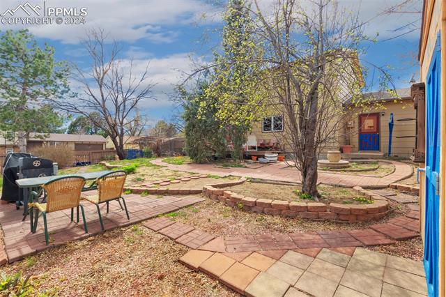 5165 Meadowgreen Drive