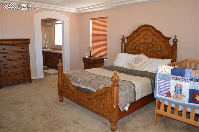 9444 Castle Oaks Drive