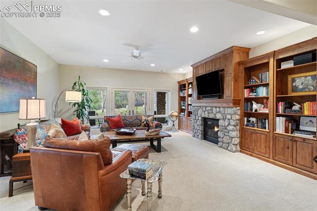 1705 Oakmoor Heights