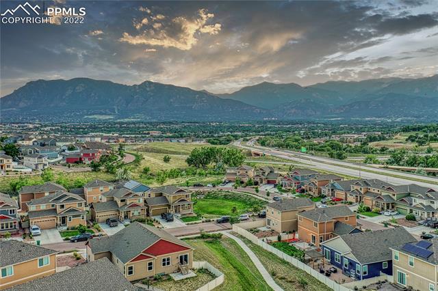 1066 Antrim Loop