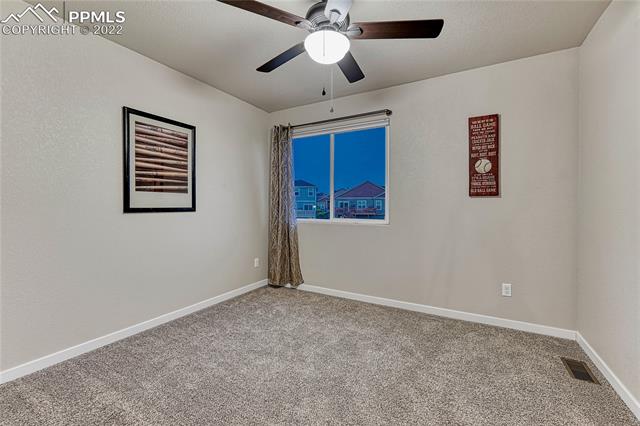 1066 Antrim Loop