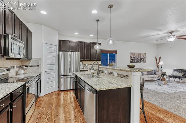 1066 Antrim Loop