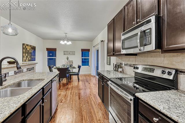 1066 Antrim Loop