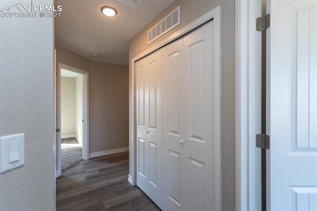 718 Thimbleberry Point