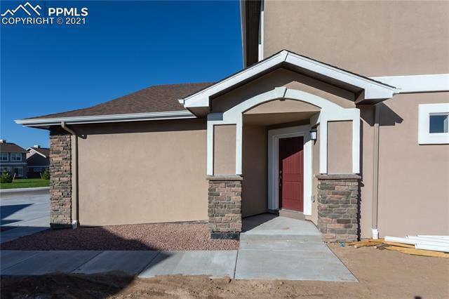 718 Thimbleberry Point