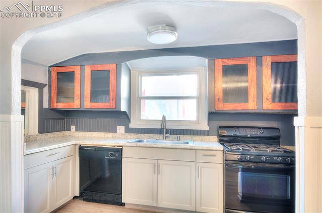 1119 E Platte Avenue