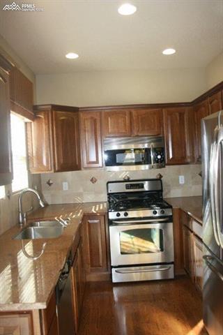 6758 Cottonwood Tree Drive