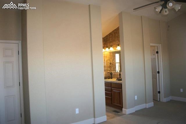 6758 Cottonwood Tree Drive