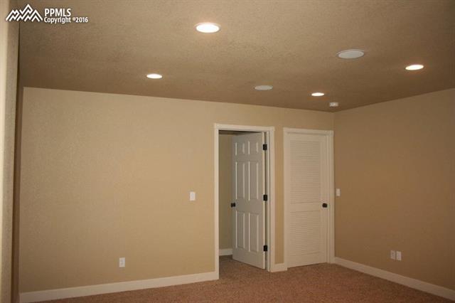 6758 Cottonwood Tree Drive