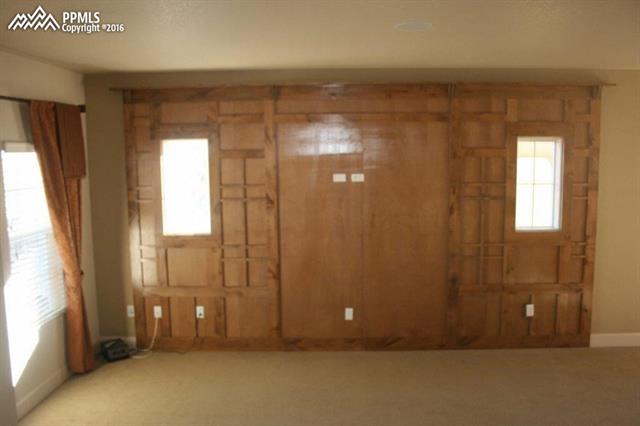 6758 Cottonwood Tree Drive