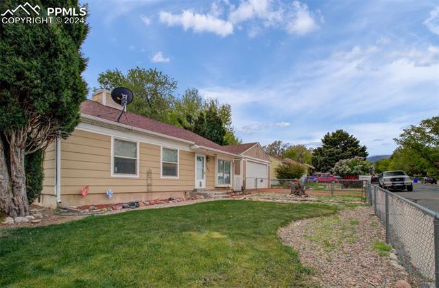 1047 Florence Avenue