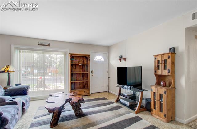 1047 Florence Avenue