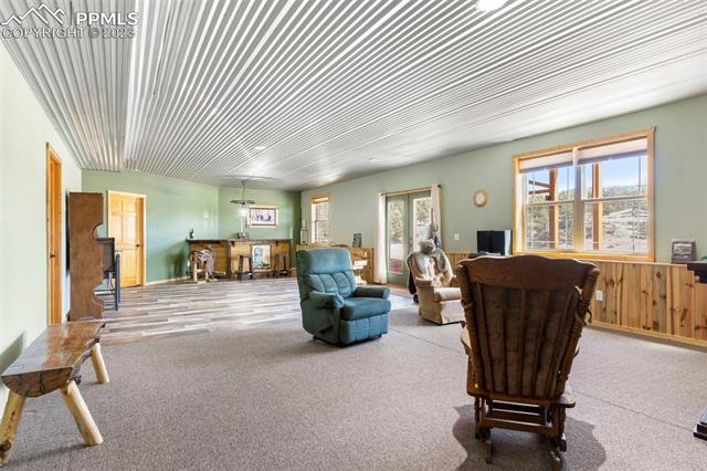 226 Surrey Lane