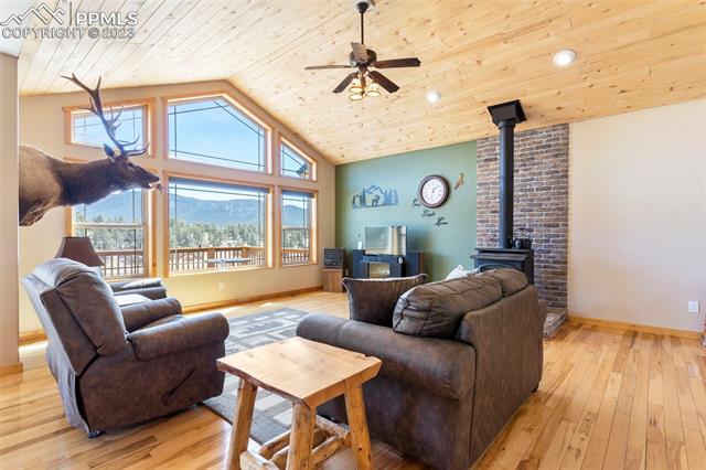 226 Surrey Lane