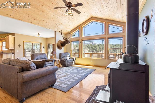 226 Surrey Lane