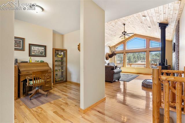 226 Surrey Lane