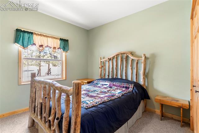 226 Surrey Lane