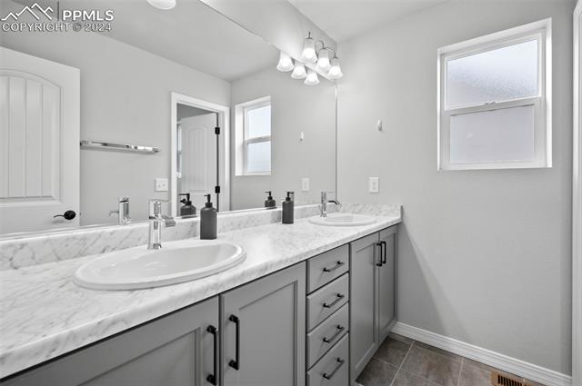 6999 Fauna Glen Drive