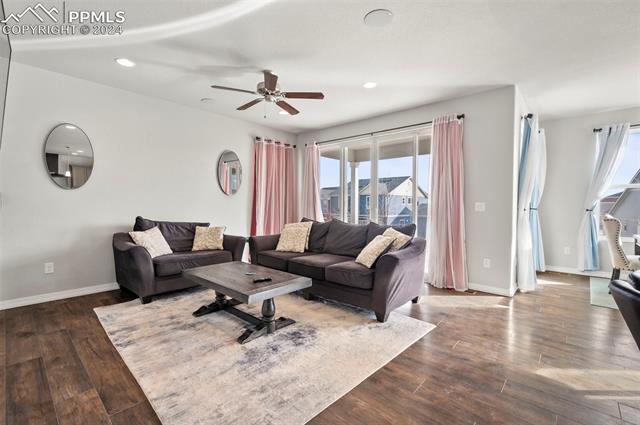 6999 Fauna Glen Drive