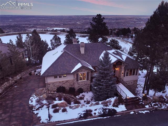 1125 High Lake View