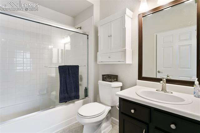 3747 Riviera Grove 102