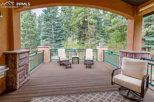 4420 Carriage House View