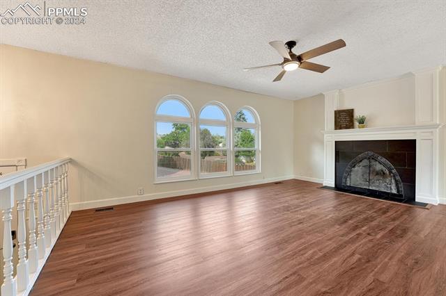 5527 Constitution Court