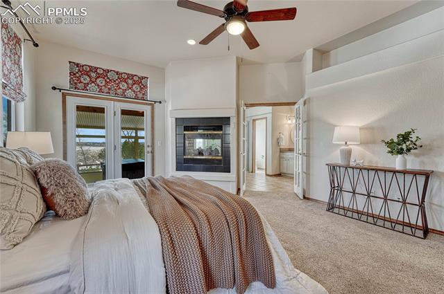 8641 Roaring Fork Drive