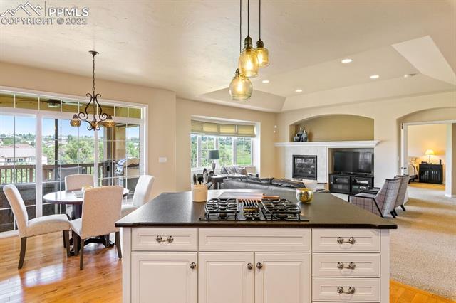 2492 Pine Valley View