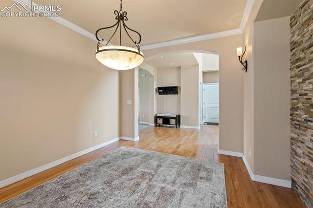 2492 Pine Valley View