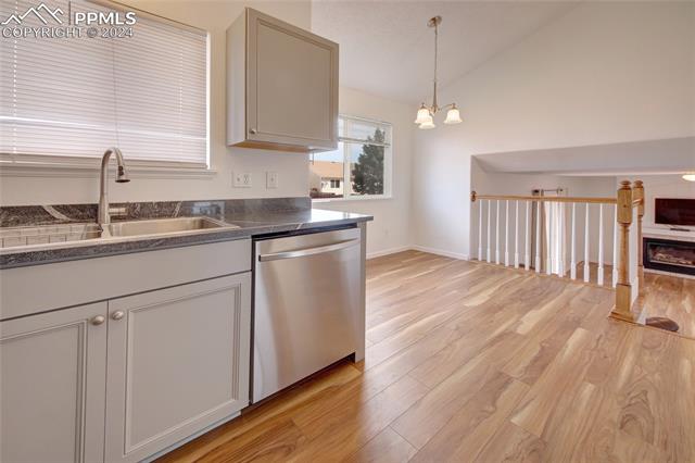 893 Bromefield Drive