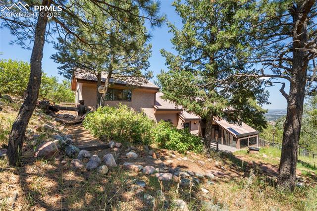 625 Vista Grande Drive