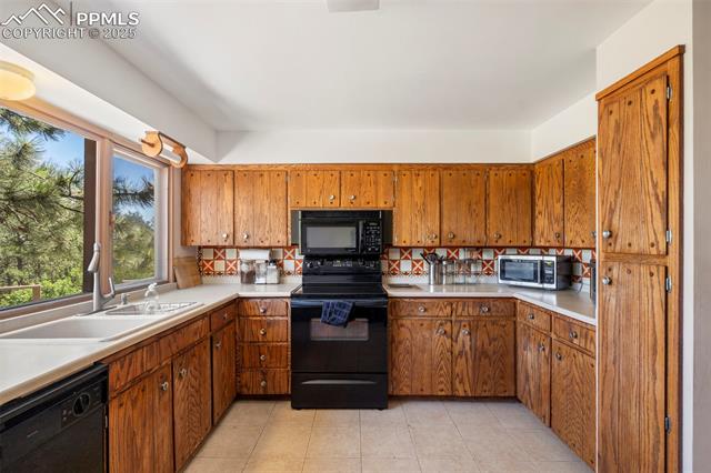 625 Vista Grande Drive