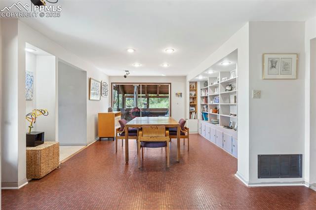 625 Vista Grande Drive