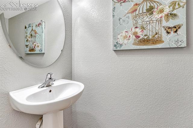 8155 Cedar Chase Drive