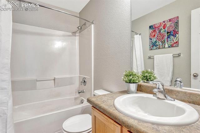 8155 Cedar Chase Drive