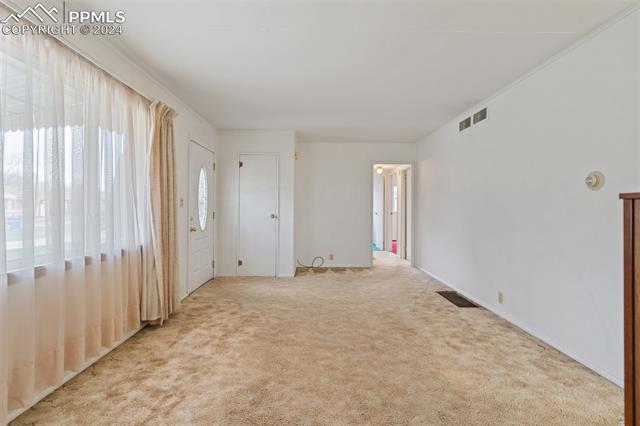 1916 S Institute Avenue