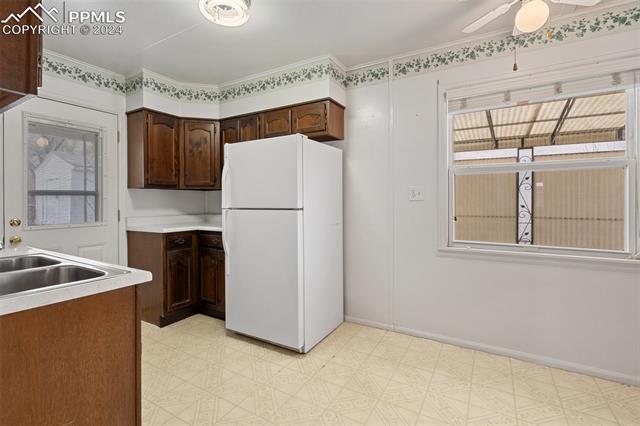 1916 S Institute Avenue