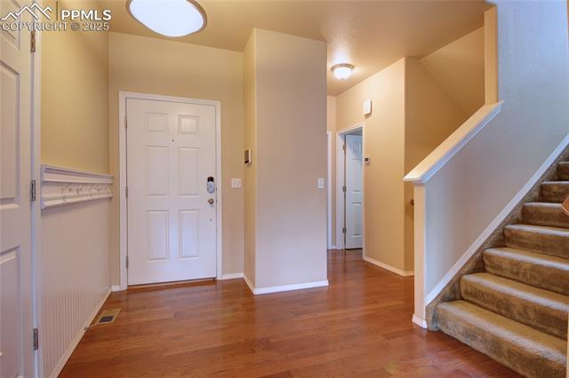 5947 Cumbre Vista Way