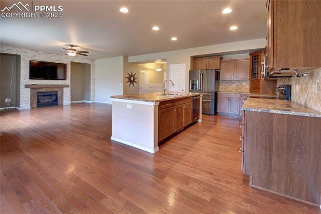5947 Cumbre Vista Way