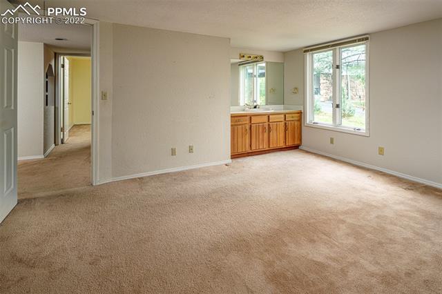 549 S Bear Paw Lane