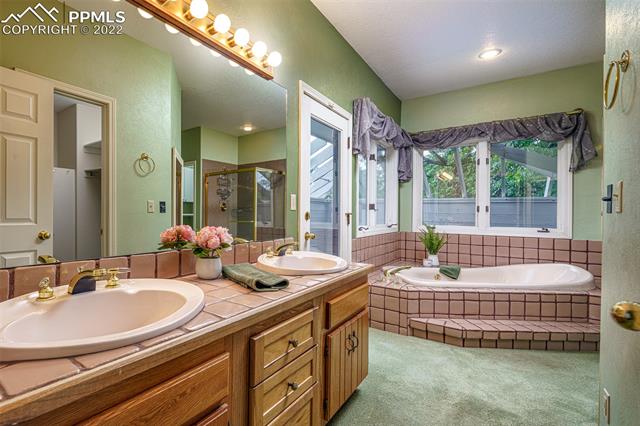 549 S Bear Paw Lane