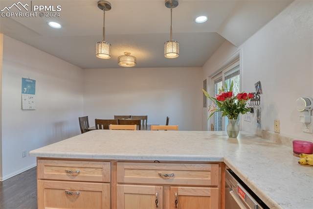 3880 Constitution Avenue