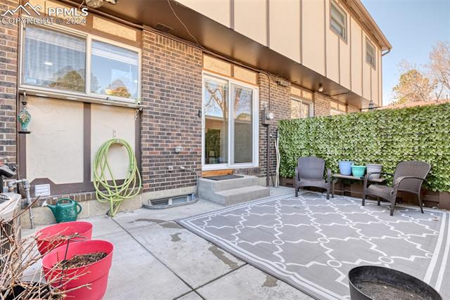 3880 Constitution Avenue