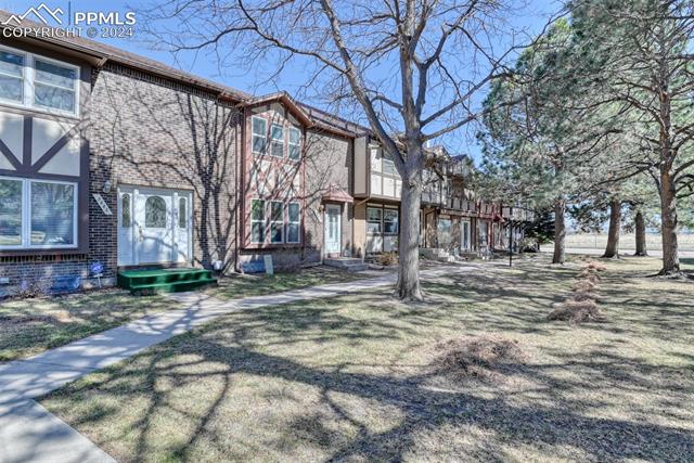 3880 Constitution Avenue