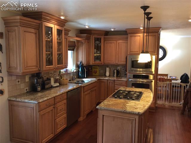 8265 Tannenbaum Road