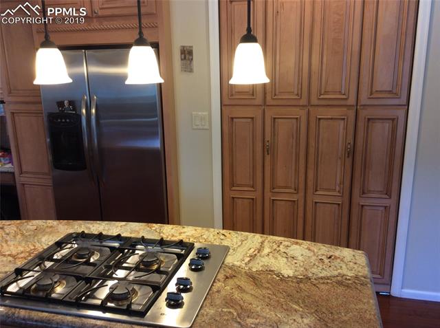 8265 Tannenbaum Road