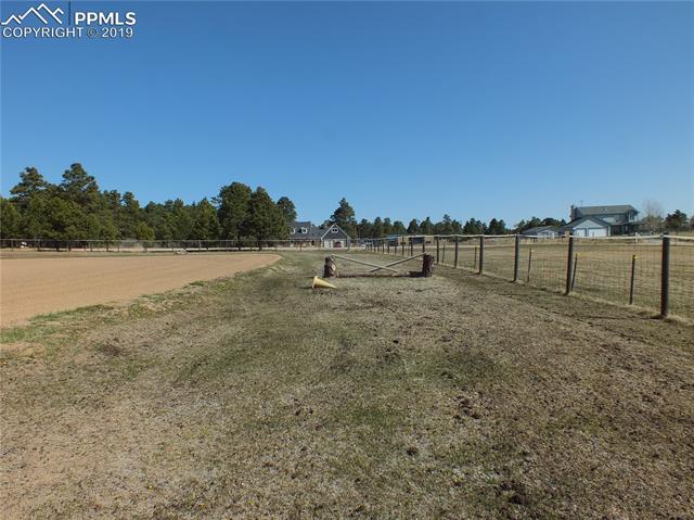 8265 Tannenbaum Road