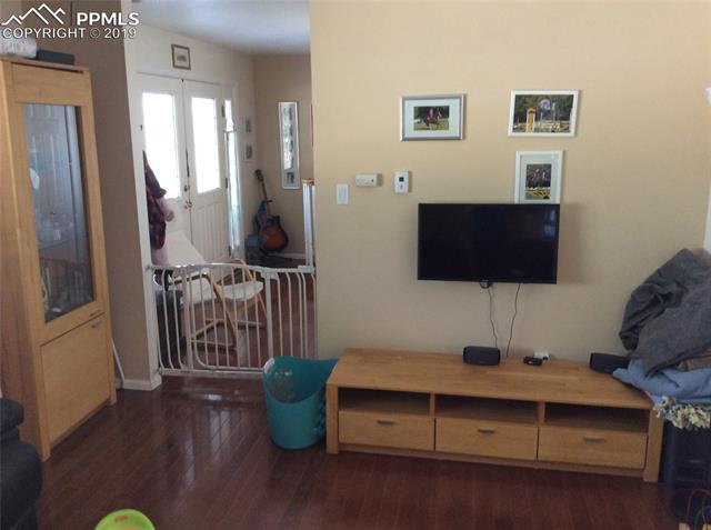 8265 Tannenbaum Road