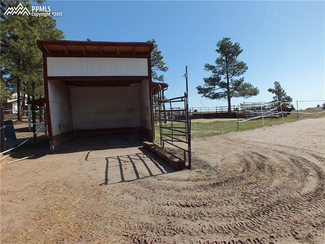 8265 Tannenbaum Road